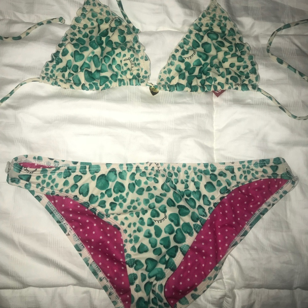 GUESS swim suit💛